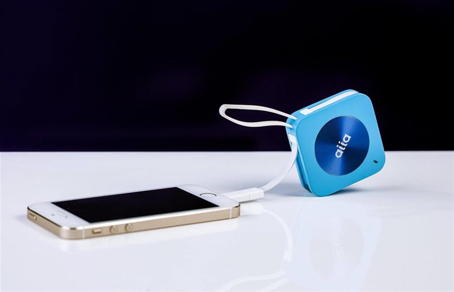 Find alt i elektronik hos Av-Cables.dk som bl.a. powerbanks